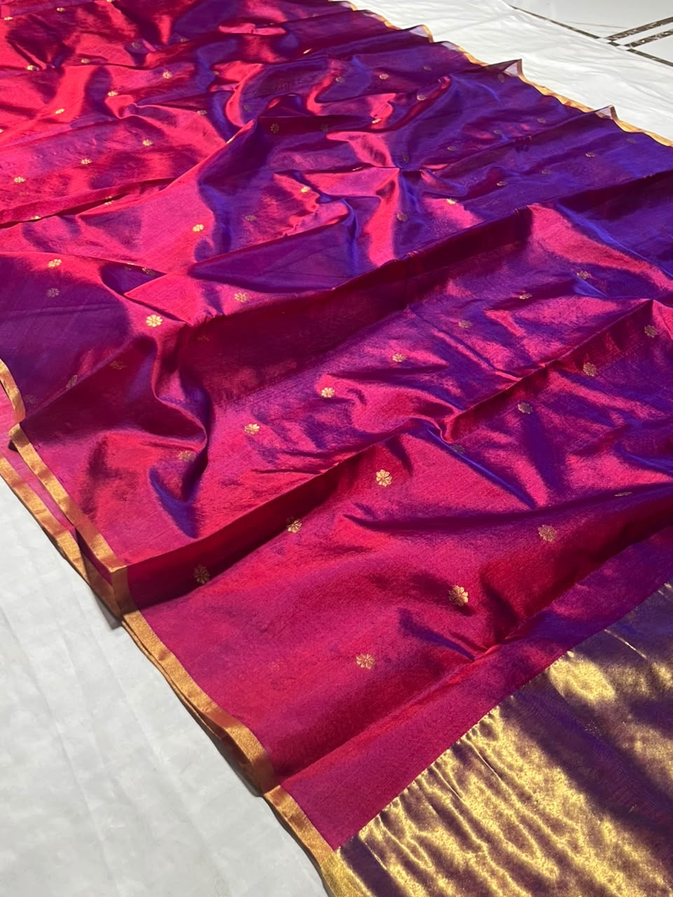 Amethyst Magenta Gold Pallu Pattu Silk Chanderi saree, full length view