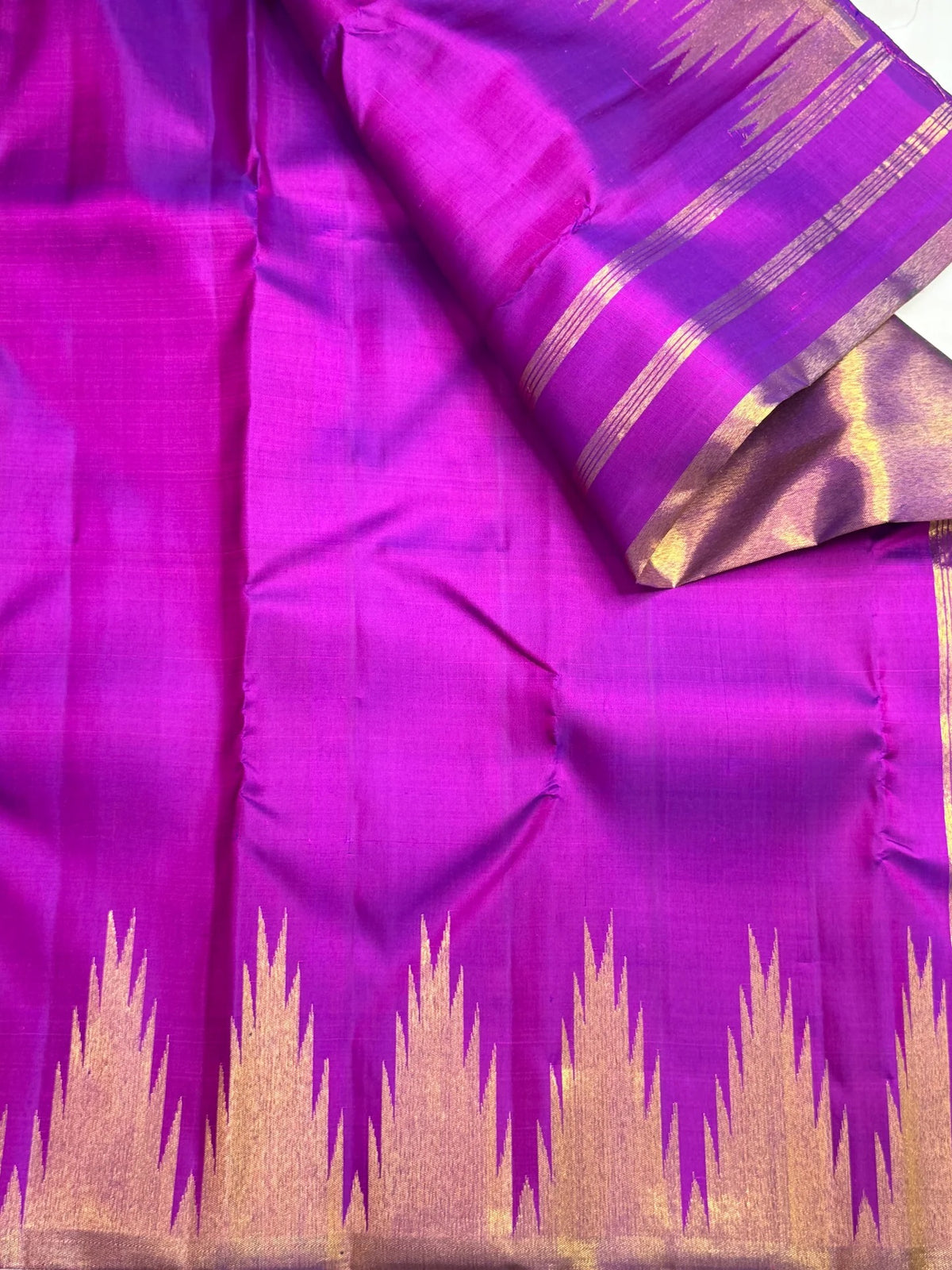 Kathiripoo violet handwoven pure silk Kancheepuram Ettukol saree with gold zari temple border, photo 2 of 5