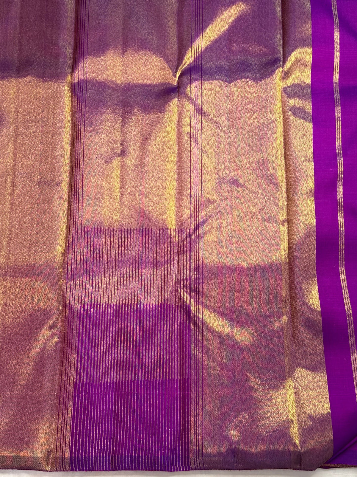 Kathiripoo violet handwoven pure silk Kancheepuram Ettukol saree with gold zari temple border, photo 3 of 5