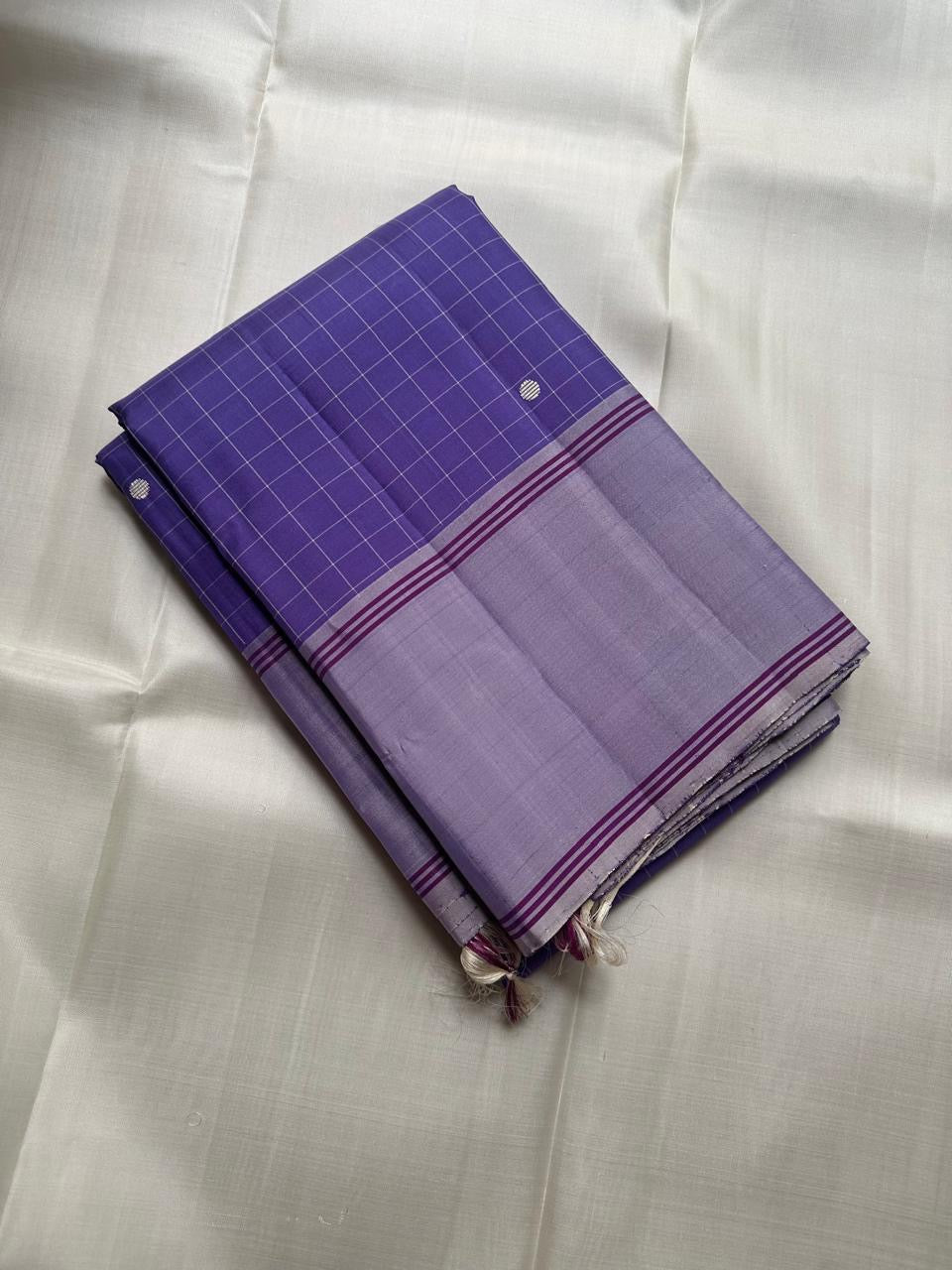 Fine white checks on Kathiripoo lavender pure silk Kancheepuram saree