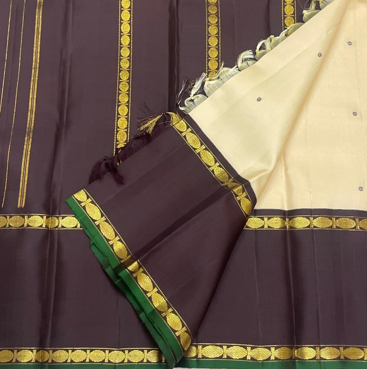 Kanjivaram silk saree white and purple rettapet border with zari pallu detail