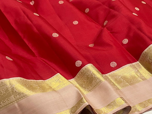 Kanchipuram silk saree folded drape showing kamalam butta and border