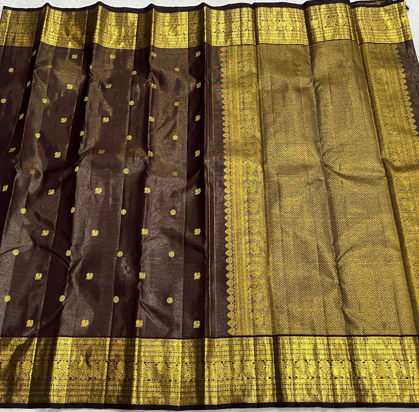 Kanchipuram silk saree deep brown body with vairaoosi zari lines detail