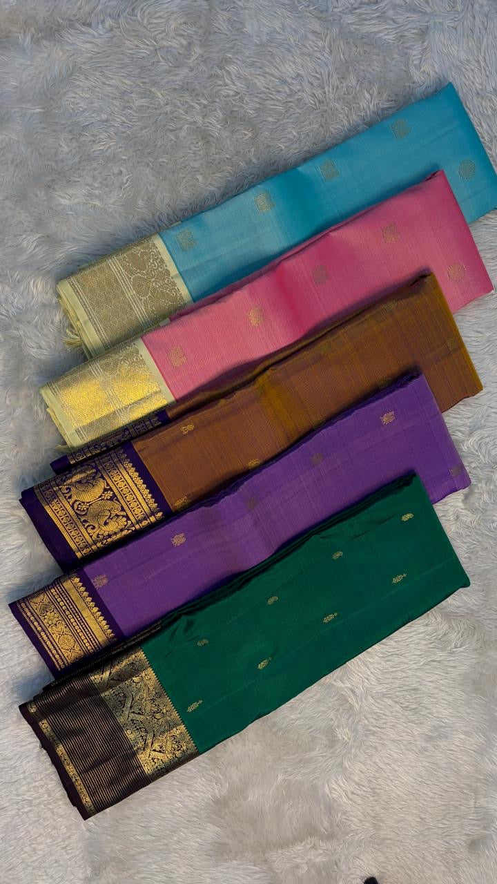 traditional tested zari detail on mystic violet Kanchipuram silk saree