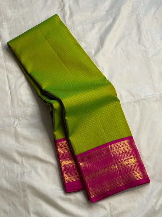 Pure Kanchipuram Silk Saree Parrot Green Zari Kattam with Magenta Border