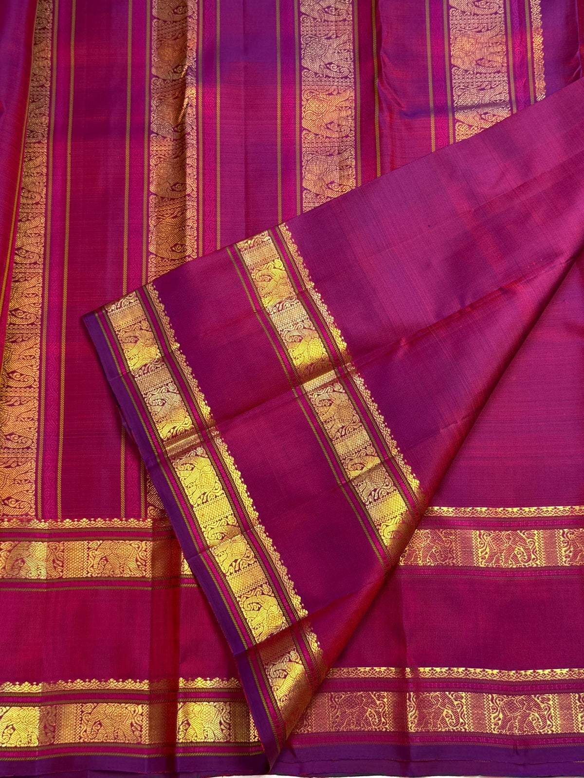Floral zari butta on Vadamalli Pink Kanjeevaram Rettapet saree - Idam Living