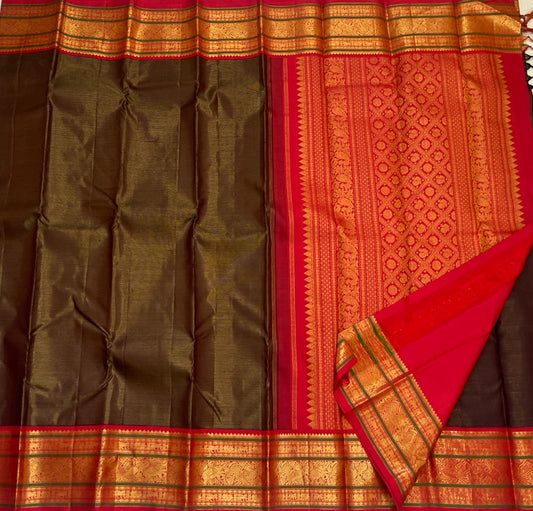 Pure Kanchipuram Silk Saree – Golden Cinnamon Brown with Radiant Red Varisaipet Border