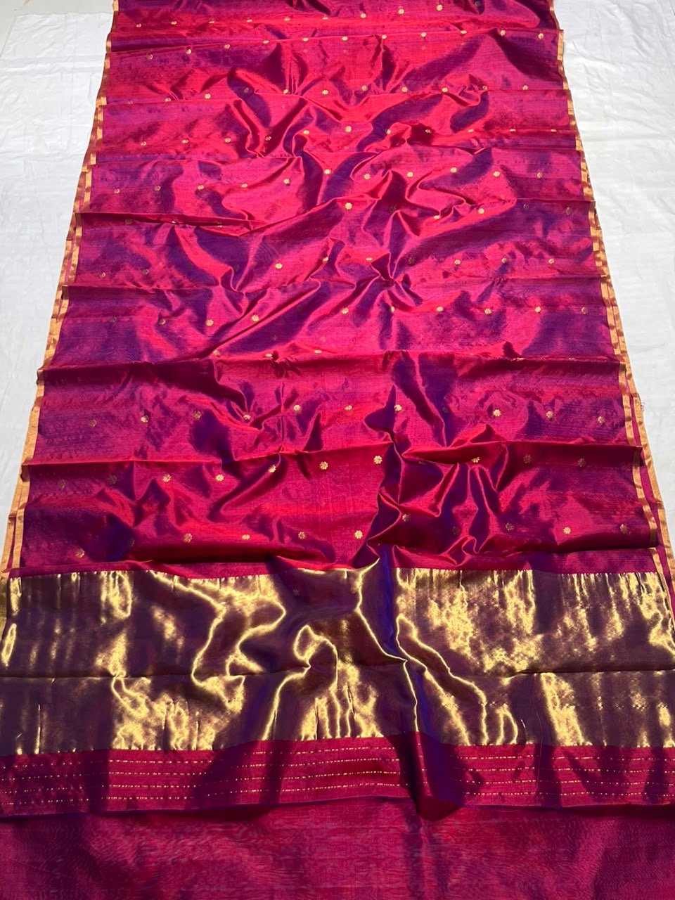 Amethyst Magenta Gold Pallu Pattu Silk Chanderi saree, border detail