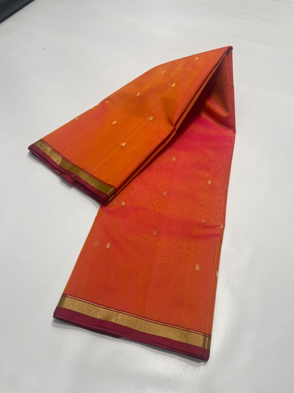 Sunset Orange and Pink Katan Silk Chanderi handloom saree — body closeup