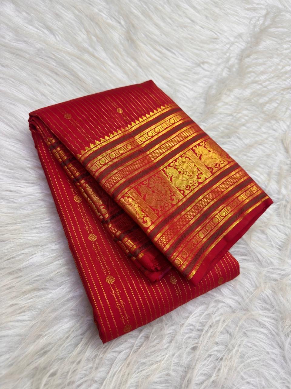 Deep Arakku pink Varisaipet pure silk Kanchipuram saree – ornamental zari pattern on border and pallu