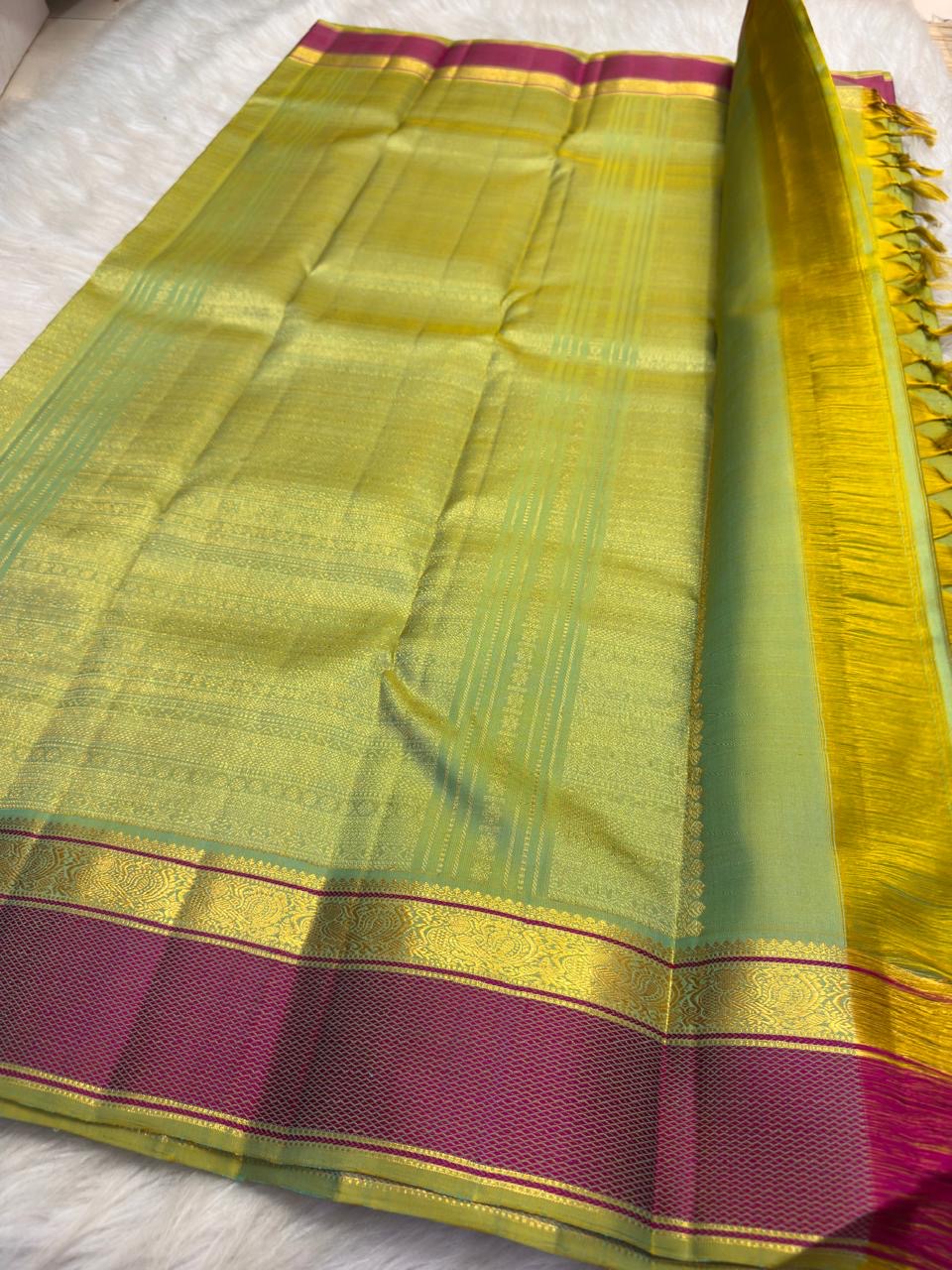 Thulir Pachai and Raspberry Pink Handwoven Pure Silk Kanchipuram Pattupet Saree, grand zari pallu
