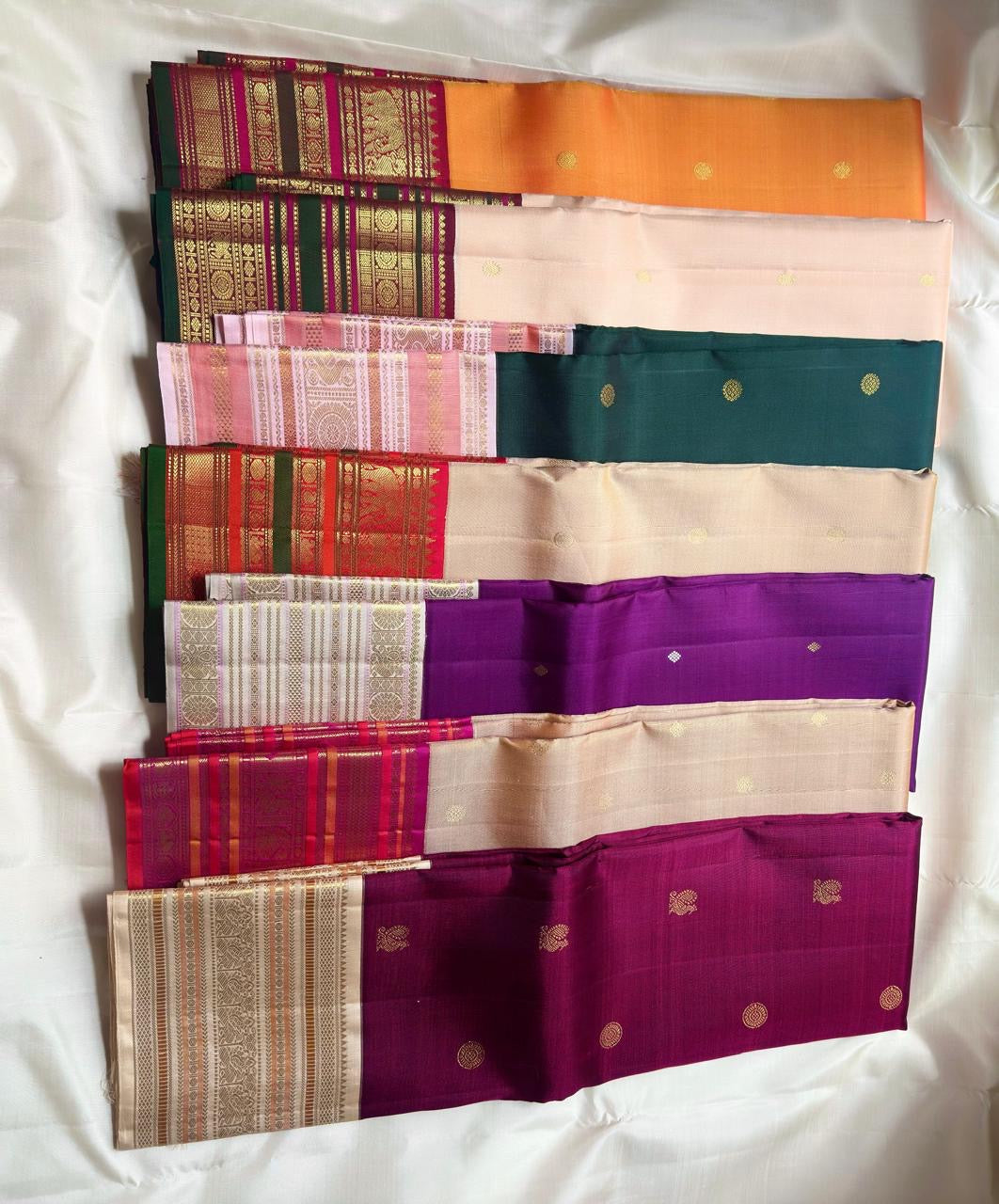 Sandalwood Ivory Varisaipet Pure Silk Kanjivaram Saree with Arakku Red and Emerald Border
