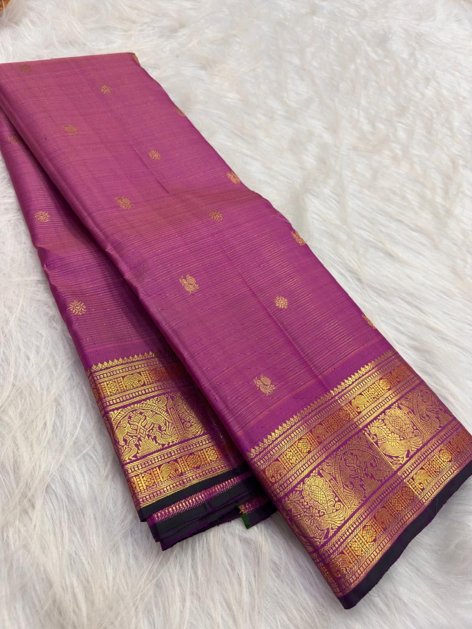 Pattu Roja Pink Handwoven Pure Silk Kanjivaram Vairaoosi Saree with Kamalam and Peacock Border