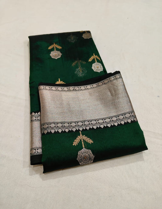 Emerald Green Silver Floral Pattu Silk Chanderi saree, full length view