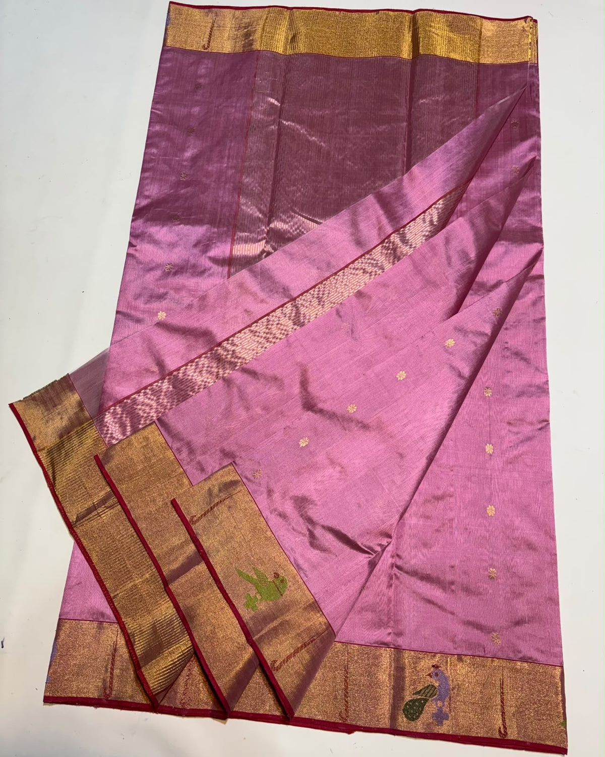 Rose Pink Gold Border Pattu Silk Chanderi saree, body closeup