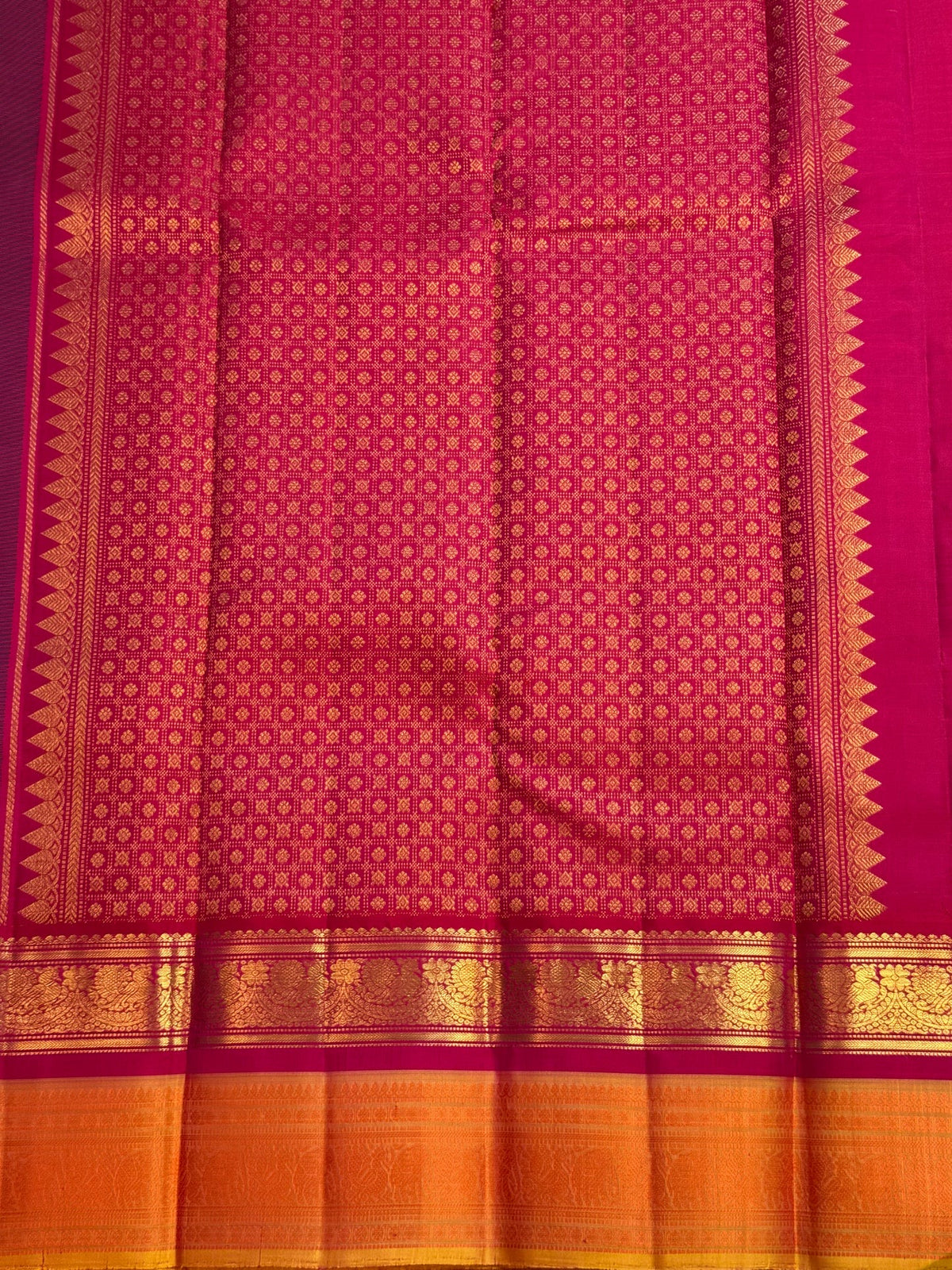 Peacock teal Korvai pure silk Kanchipuram saree with thick Veldhari body, double Korvai border and sunset-orange grid pallu, Idam Living (photo 4 of 5)