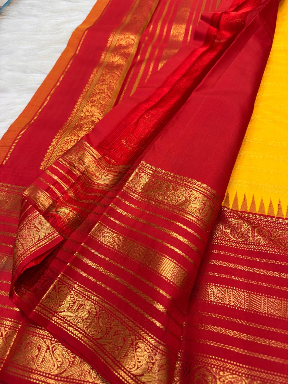 Manjal yellow and arakku red Pure Kanchipuram silk Varisaipet saree, view 3
