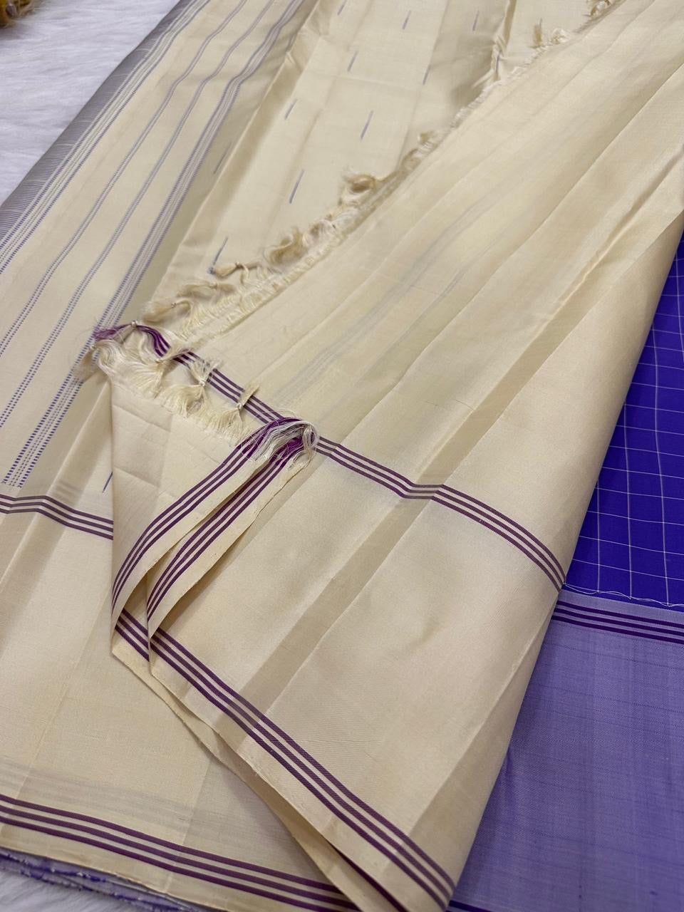 Deep aubergine-purple Rettapet border detail, Kathiripoo lavender Kancheepuram saree