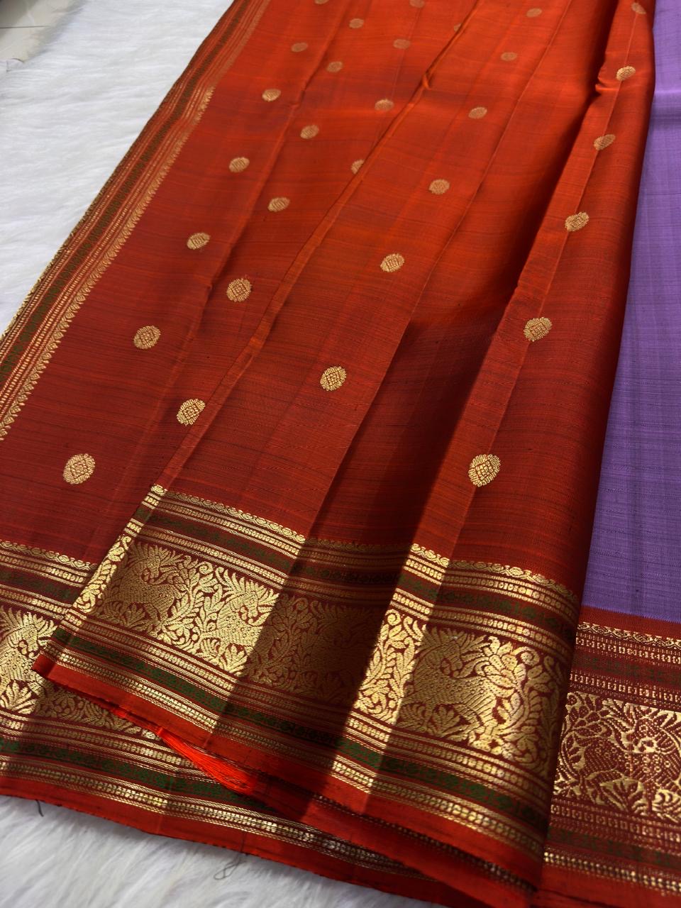 Handwoven Lavender Kathiripoo Pure Silk Kanchipuram showing its luminous blossom-purple body colour.