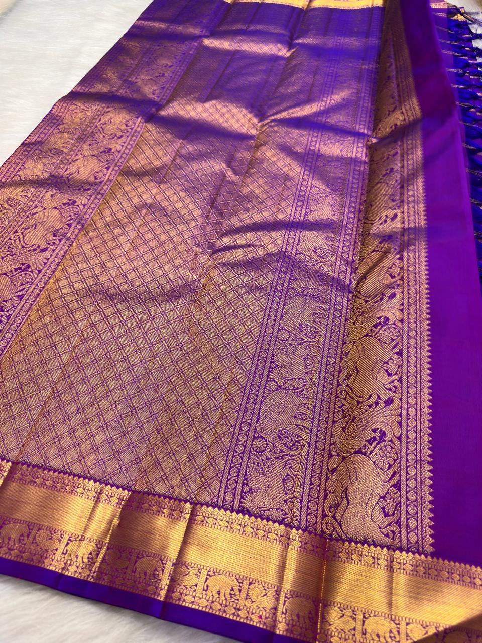 Kathiripoo Violet Kanchipuram Zari Kattam saree with broad gold-zari border.