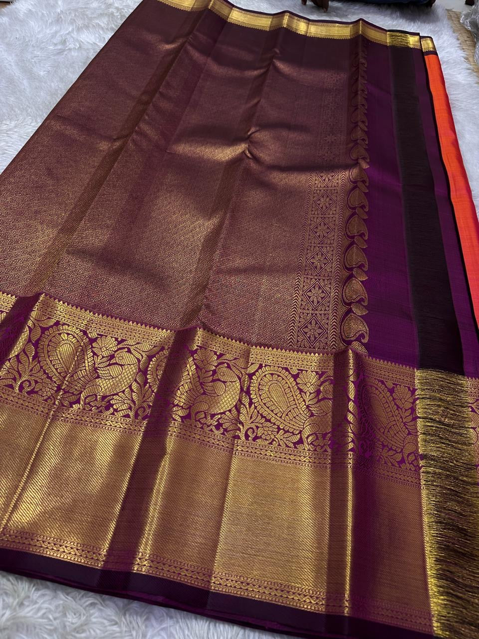 Kanchipattu silk saree in double shade tomato red with hot pink plum purple border border Korvai weave traditional zari detail