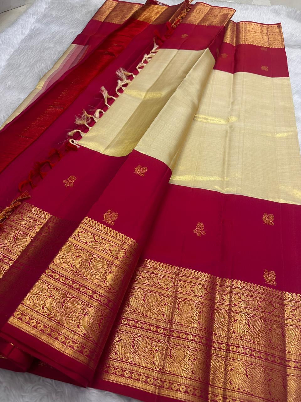 Korvai KanchiPattu saree — broad raspberry pink border overview