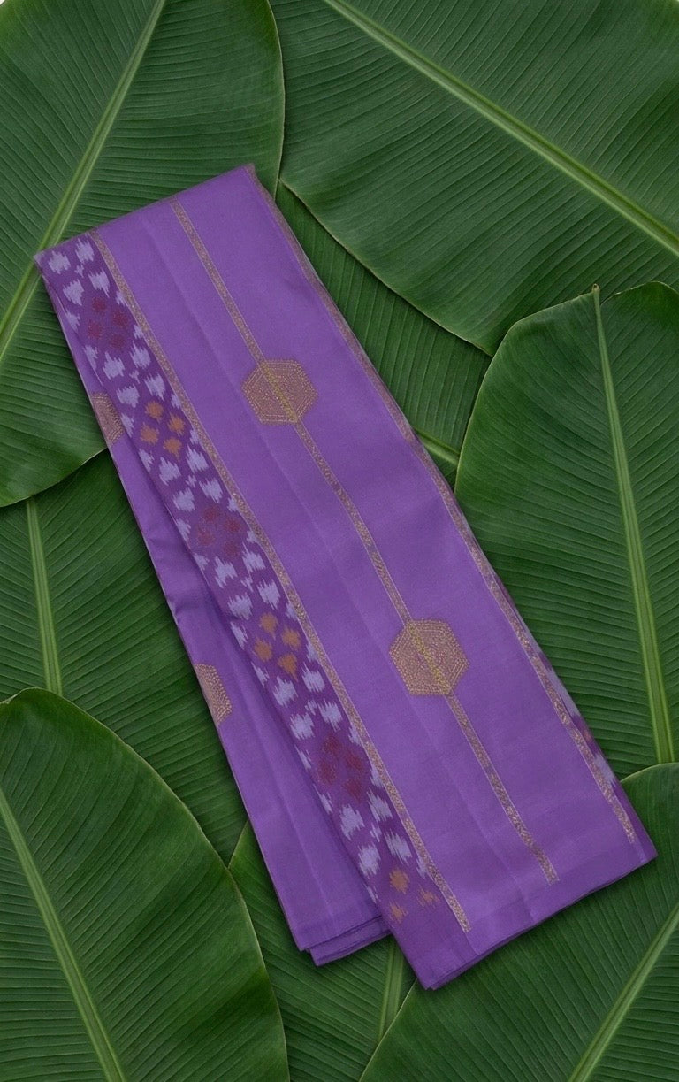 Lavender and lilac purple butta Kancheepuram silk saree with pochampally ikat border and hexagonal silk thread butta — Idam Living