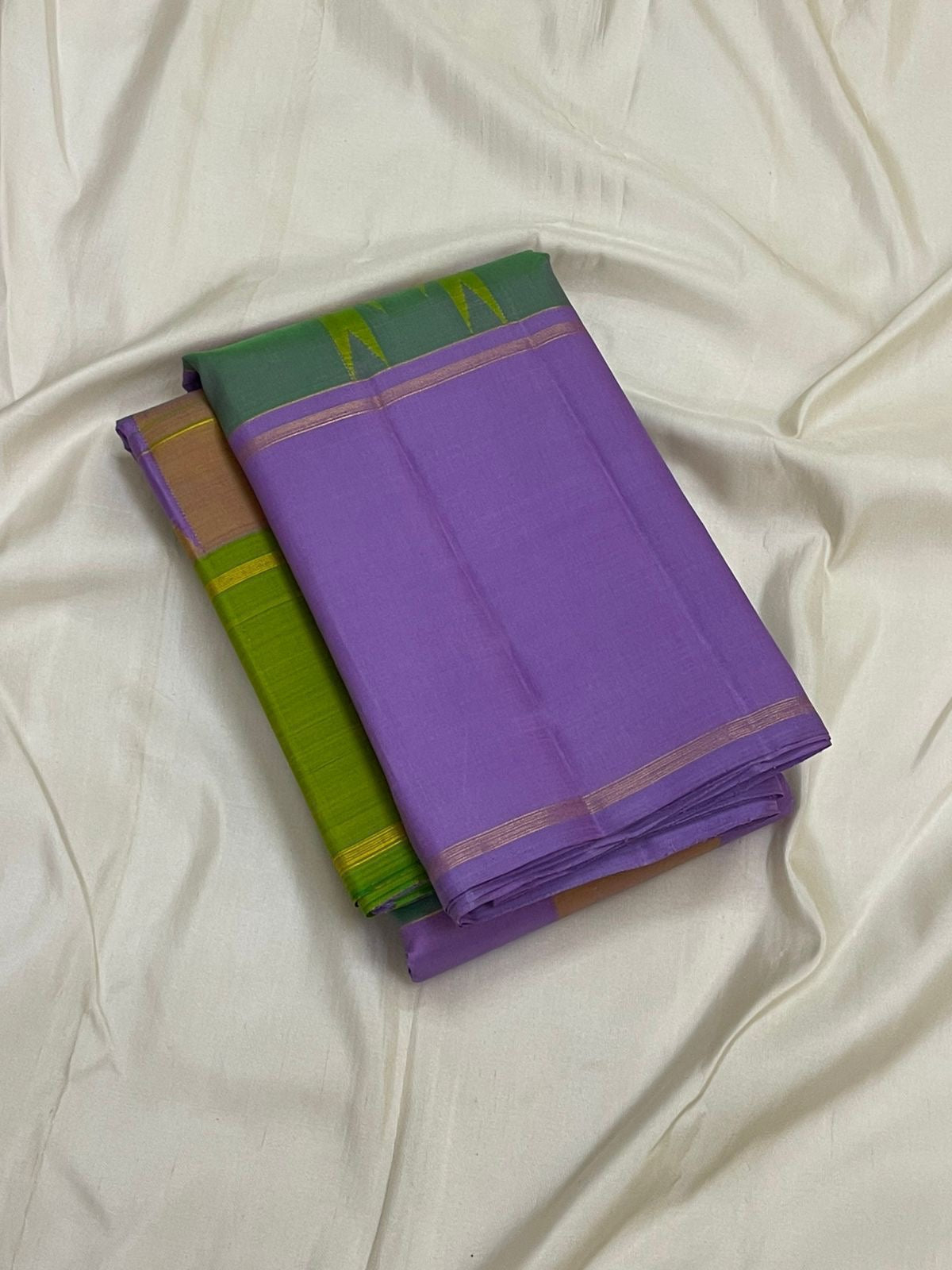 Lavender and Olive Green Handwoven Pure Silk Kanjeevaram Saree with Paalum Pazhamum Checks and Thazampoo Reku Border