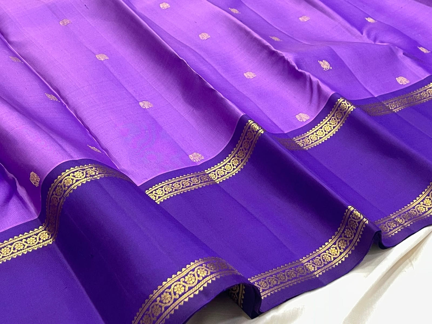Lavender Purple Pure Silk Kanchi Pattu Rettapet Saree - body detail