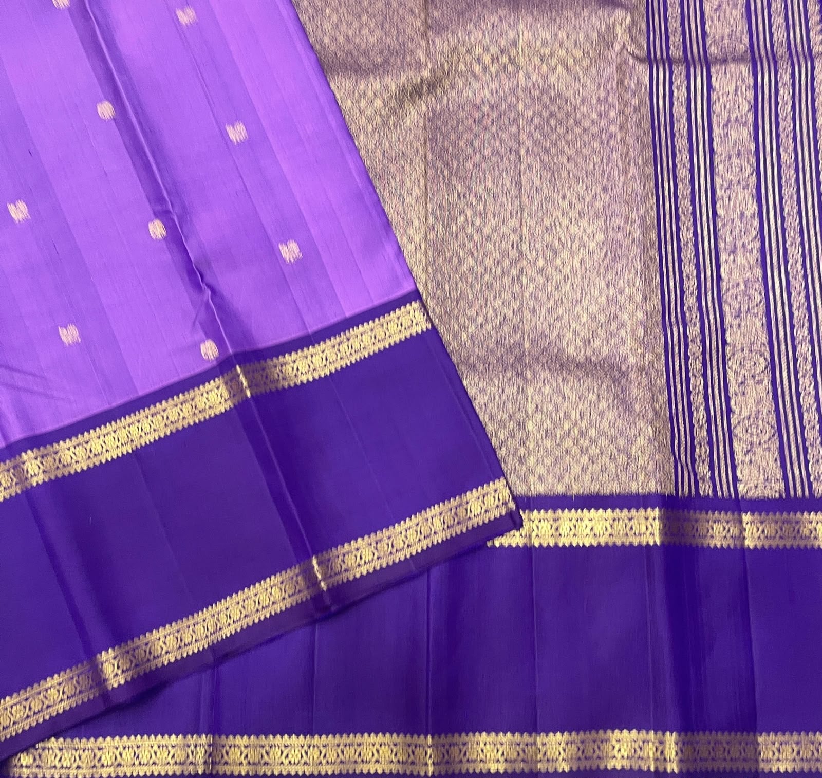 Lavender Purple Pure Silk Kanchi Pattu Rettapet Saree - grand pallu detail