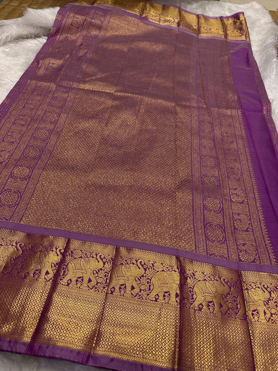 Soft purple Lightweight Kanjivaram saree with zari pallu