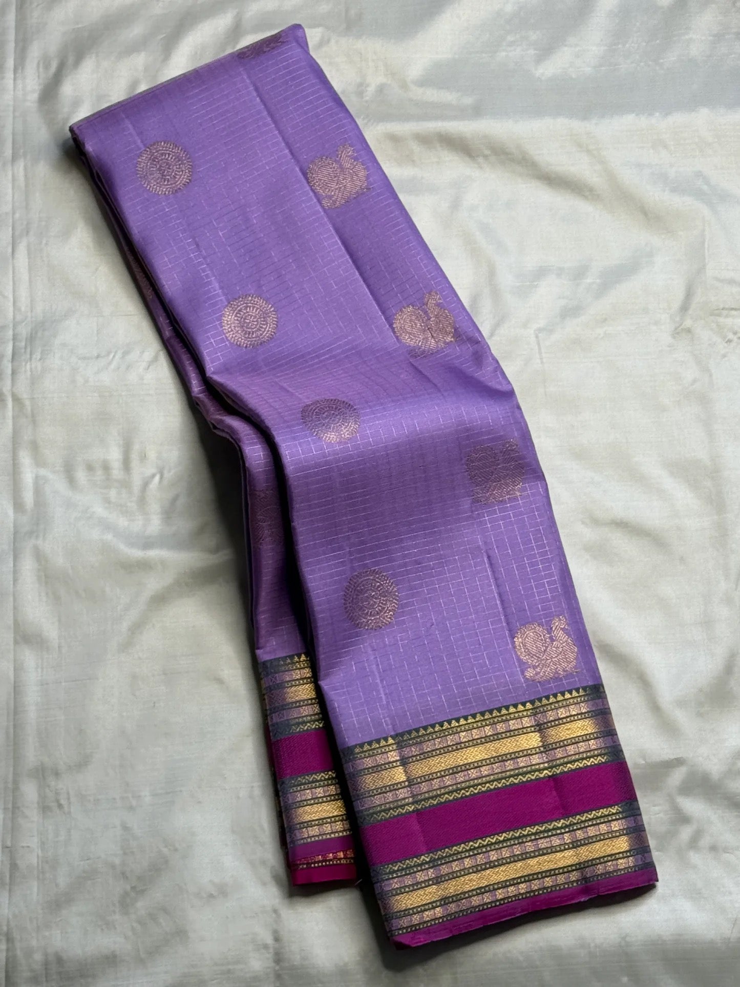 Lavender Purple pure silk KanchiPattu Zari Kattam saree with Raspberry Pink zari border.