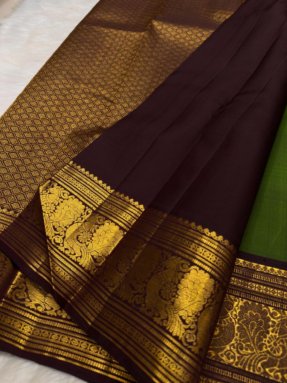 Leaf Green Handwoven Pure Silk Kanjipuram Saree with Deep Maroon Korvai Zari Border