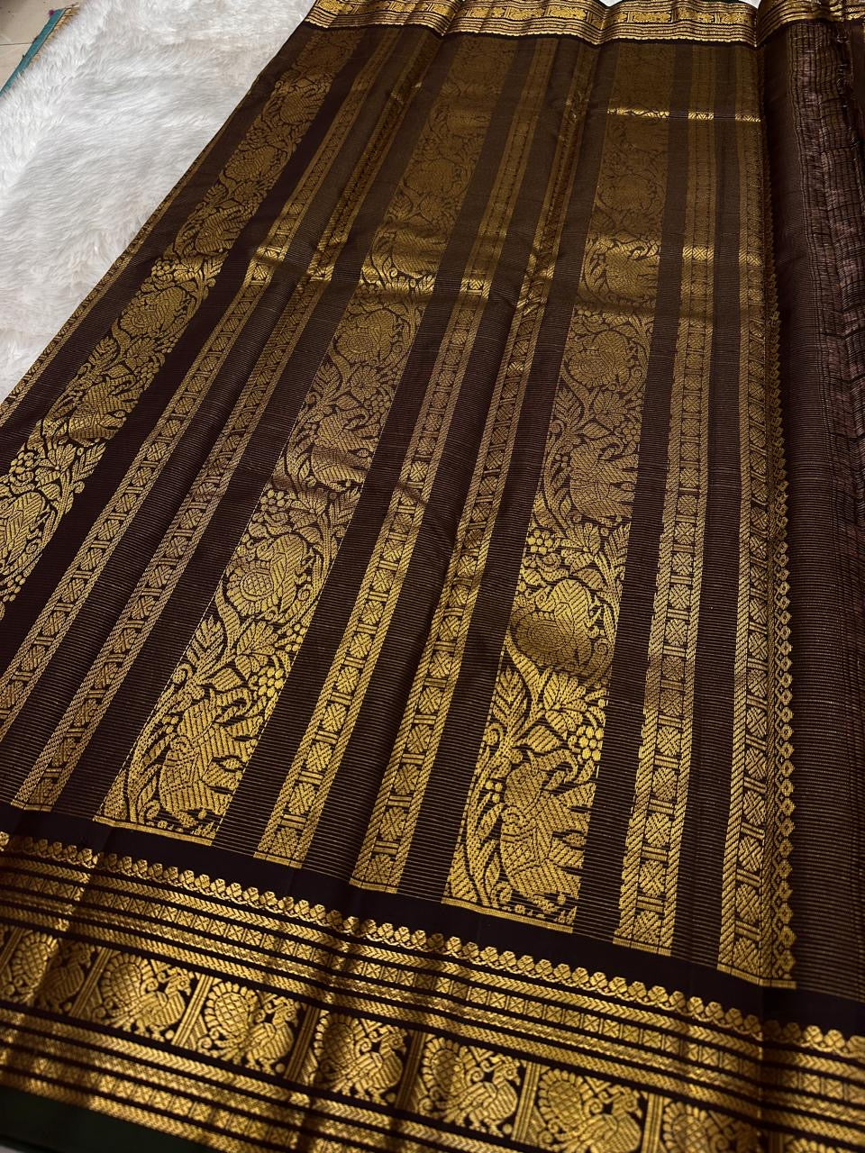 Lightweight Kanchipuram silk saree in espresso brown with antique gold zari