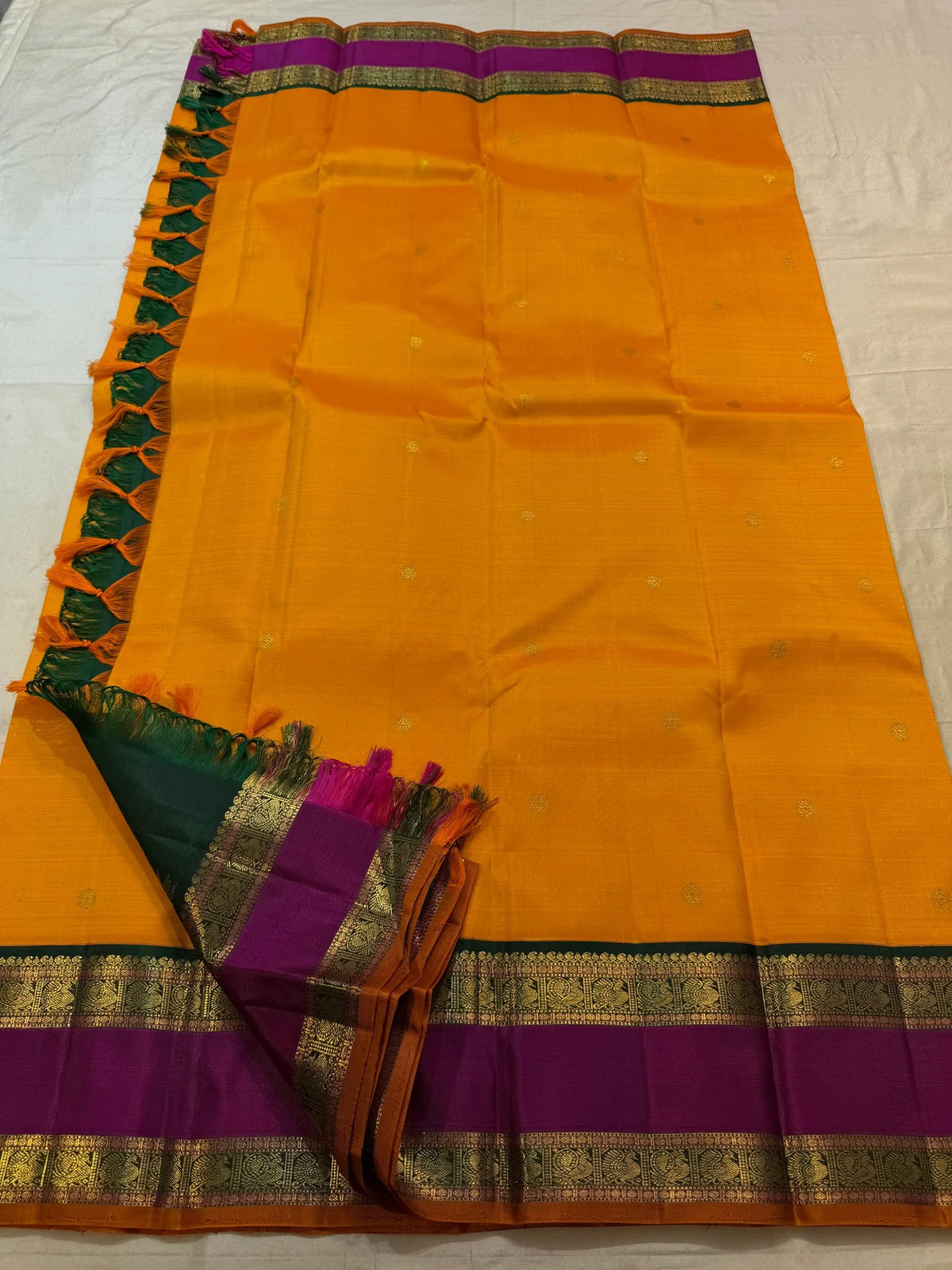 Grand Emerald Green pallu on Pure Silk Kanchipuram Rettapet saree