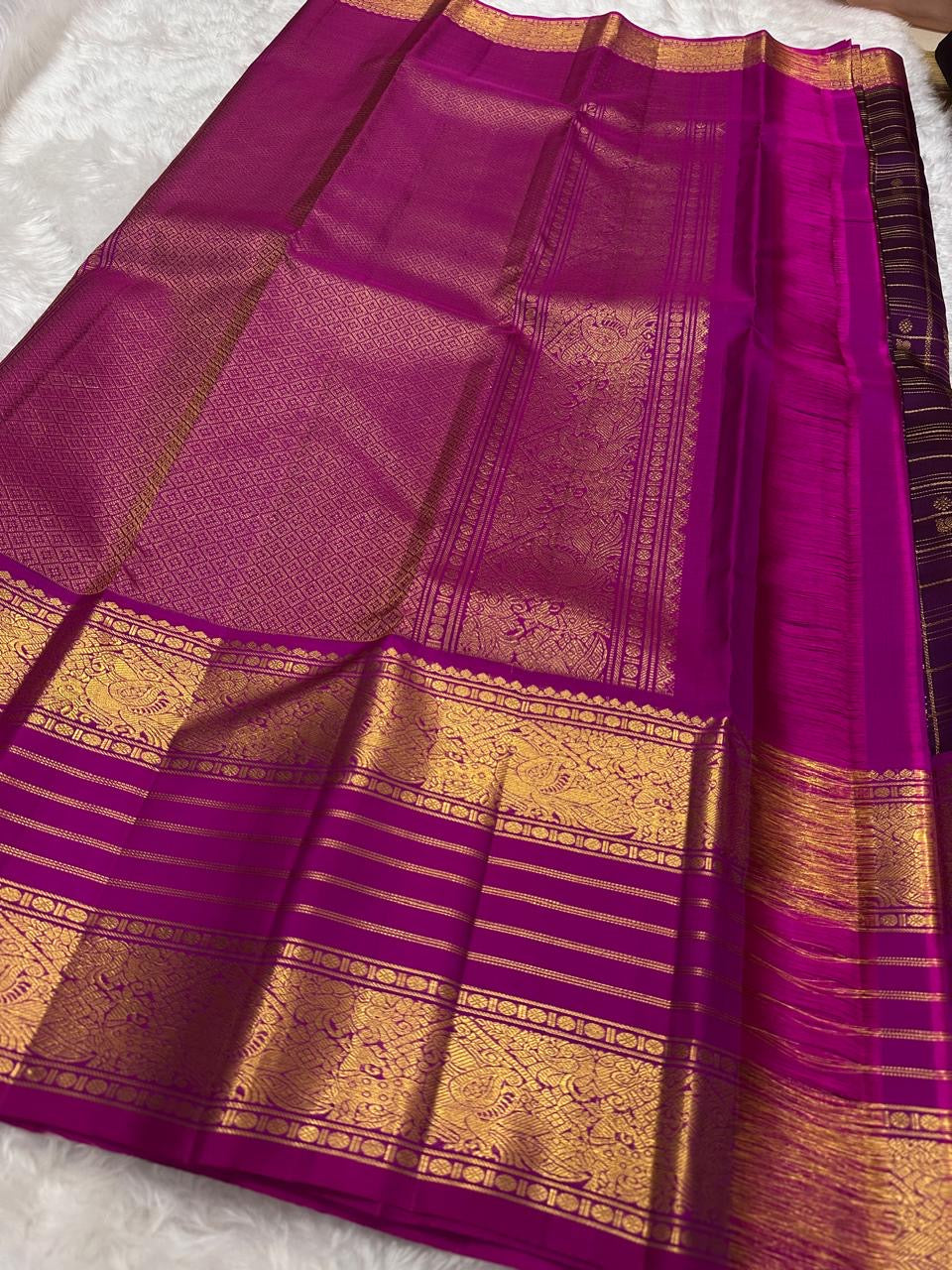 Blackberry Plum Handwoven Pure Silk Kanjivaram Zari Kattam Saree with Magenta Elephant Border – border detail view