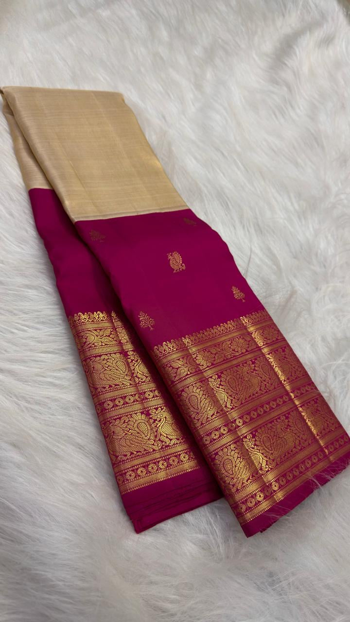Magenta Handwoven Pure Silk Kanjeevaram Saree with Gold Korvai Peacock Border