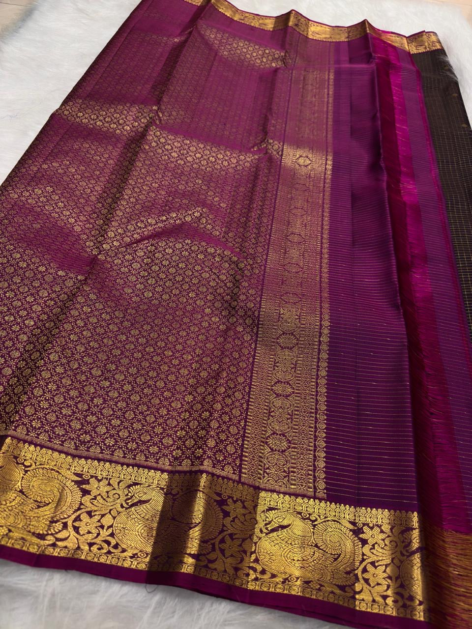 Deep Aubergine Handwoven Pure Silk Kanchipuram Zari Kattam Saree with Magenta Peacock Border – border detail view