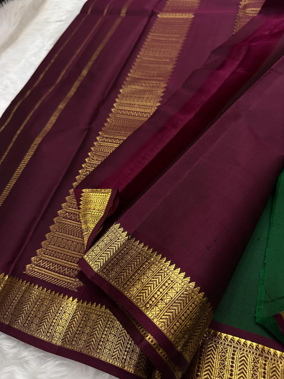 Lightweight Green Kanchipuram Silk Saree – Maroon Zari Pallu