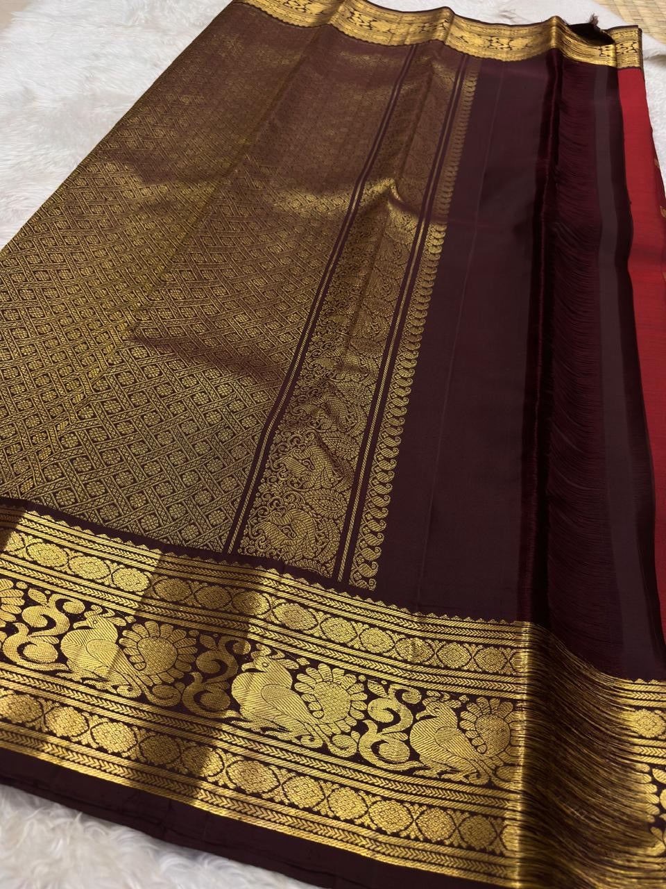 Deep Chilli Red Handwoven Pure Silk Kanchi Pattu Saree with Gold Zari Buttas and Antique Gold Border