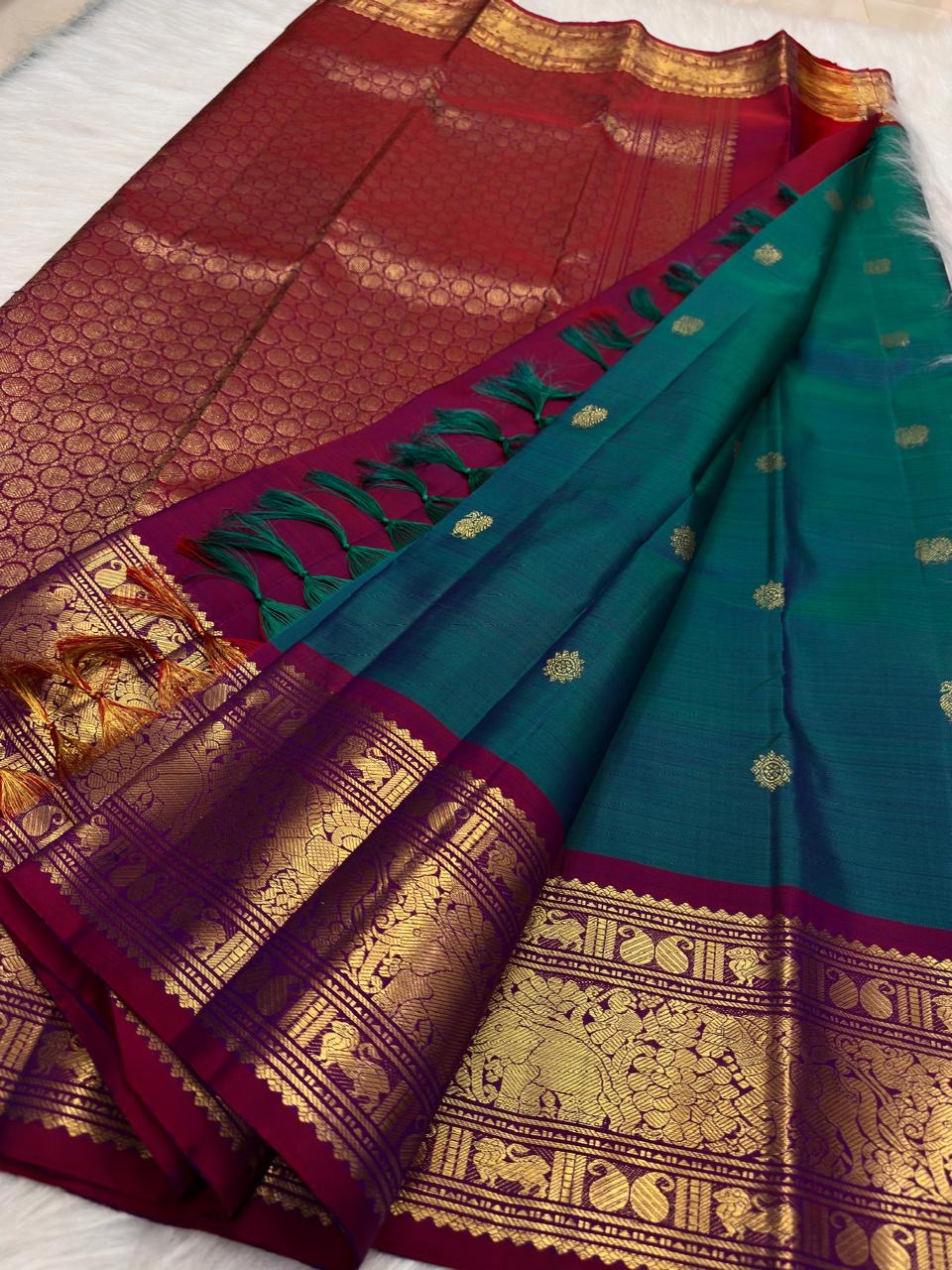 Mayil Kazhuthu Pure Silk Kanchipuram Saree — full saree overview, Korvai weave with raspberry peacock border — Idam Living