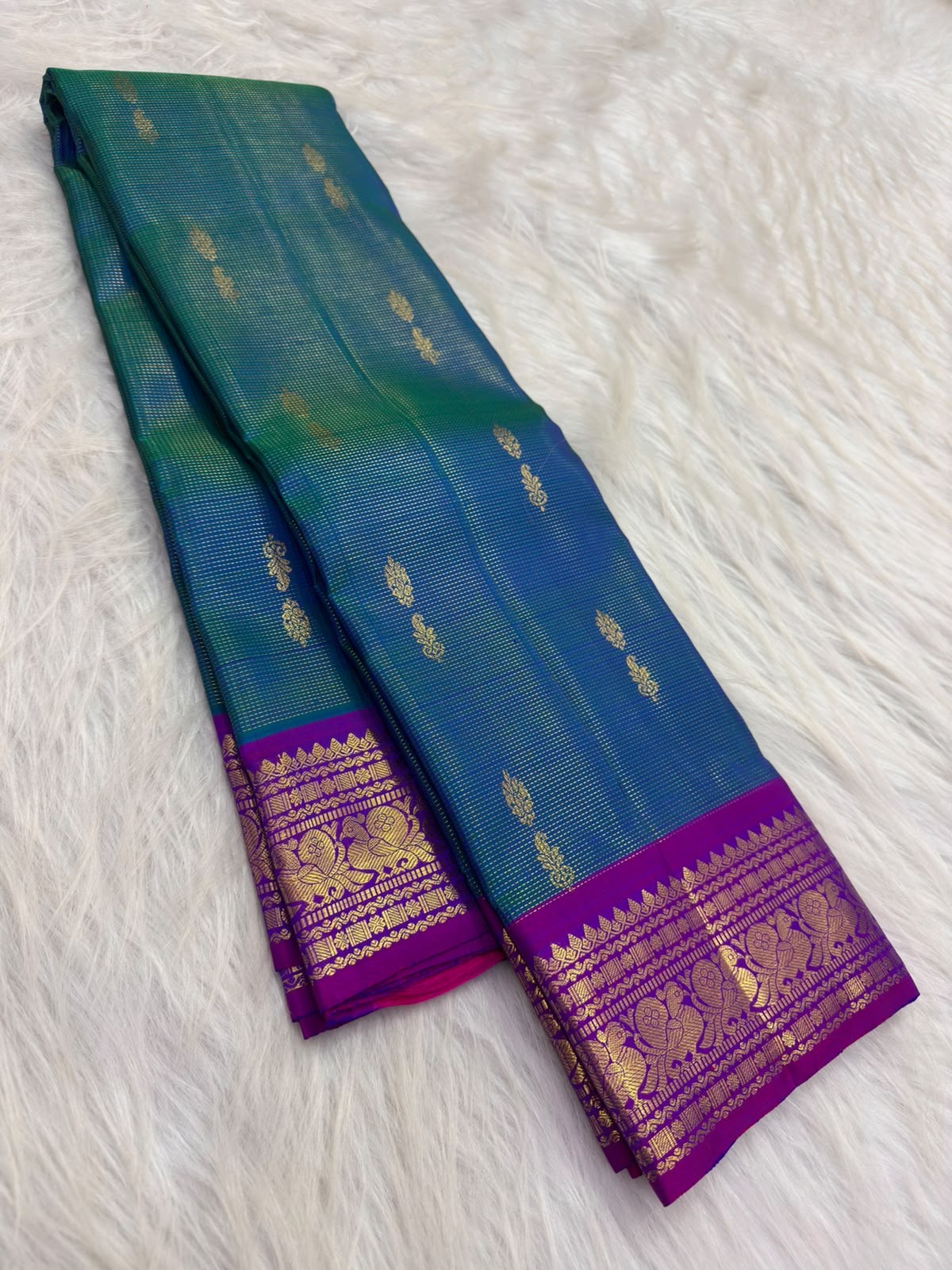 Mayil Kazhuthu peacock-blue-green pure silk Kanjipuram Vairaoosi saree, full drape — Idam Living