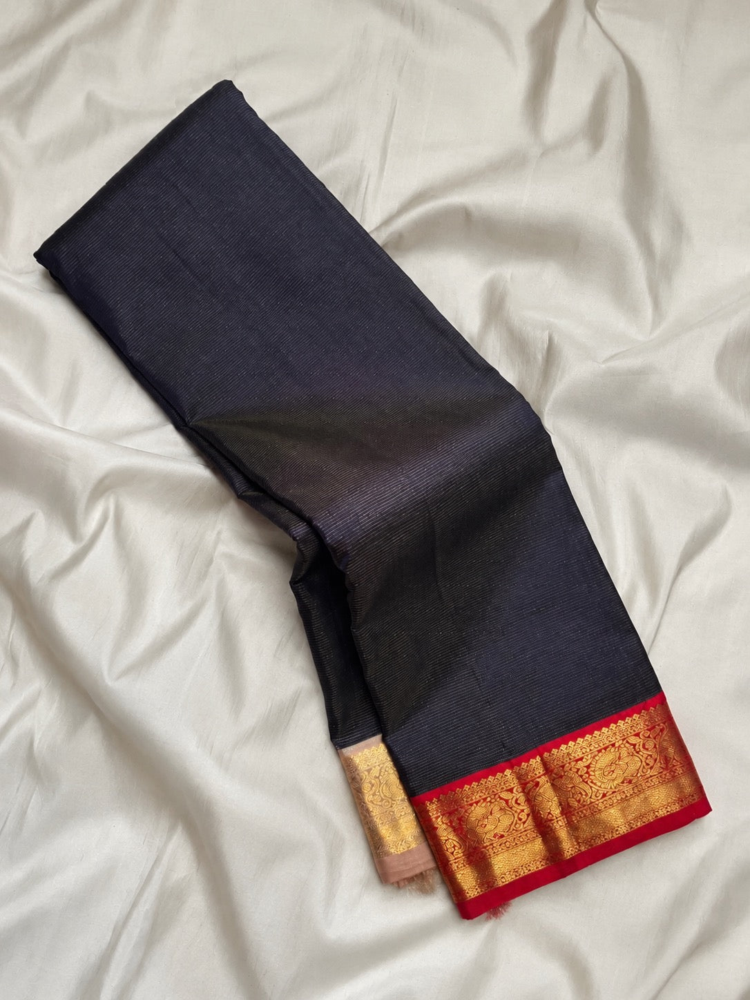 Navy Blue Ganga Jamuna Kanchipuram silk saree border detail