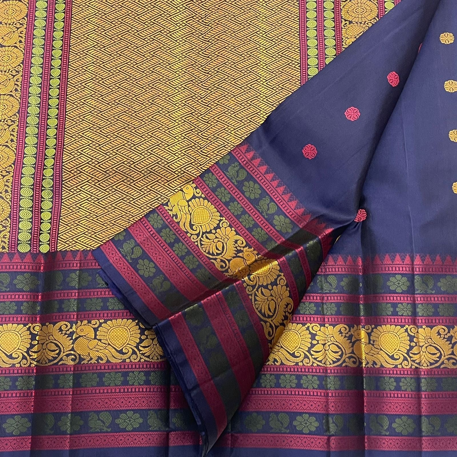 Double warp body weave on navy blue handwoven Kanchipuram pure silk saree with pattupet border — Idam Living