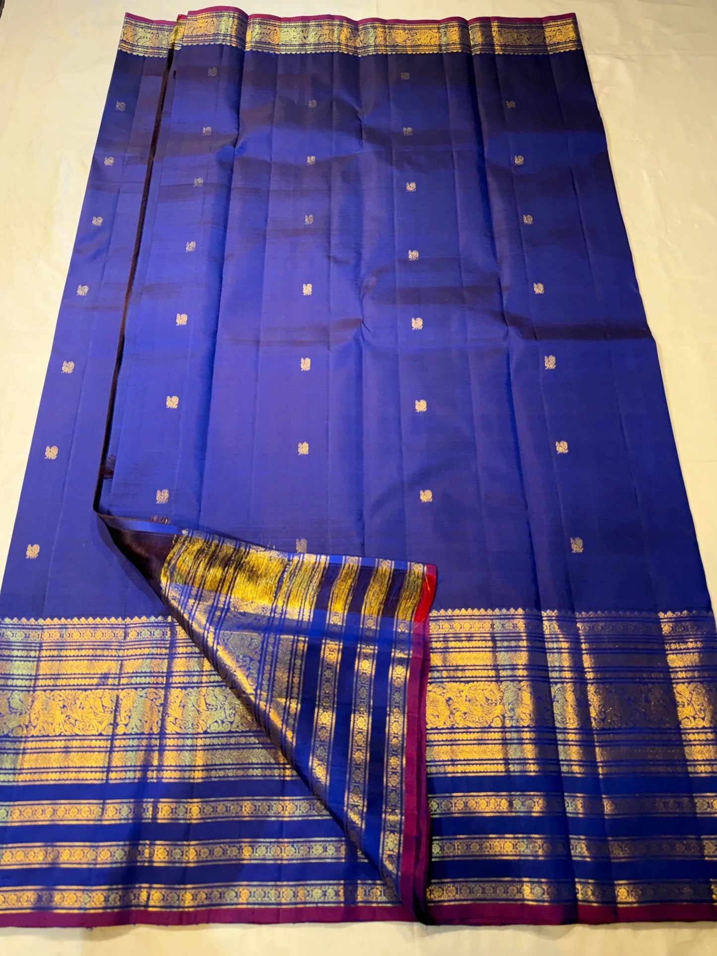 Vanasringaram gold zari pallu on amethyst and navy double shade Kanchipuram pure silk saree — Idam Living