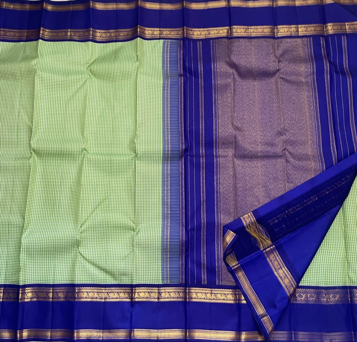 Pistachio Green Handwoven Pure Silk Kancheepuram Kanchi Kattam Saree with Neelam Blue Gold Zari Border