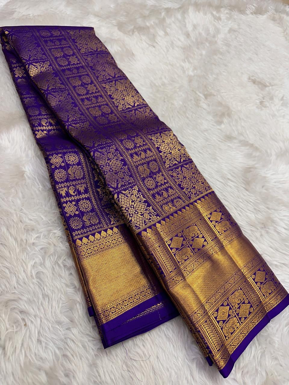 Neelam violet kanchipuram butta saree gold zari border – Idam Living Pure Silk Kanchipuram saree