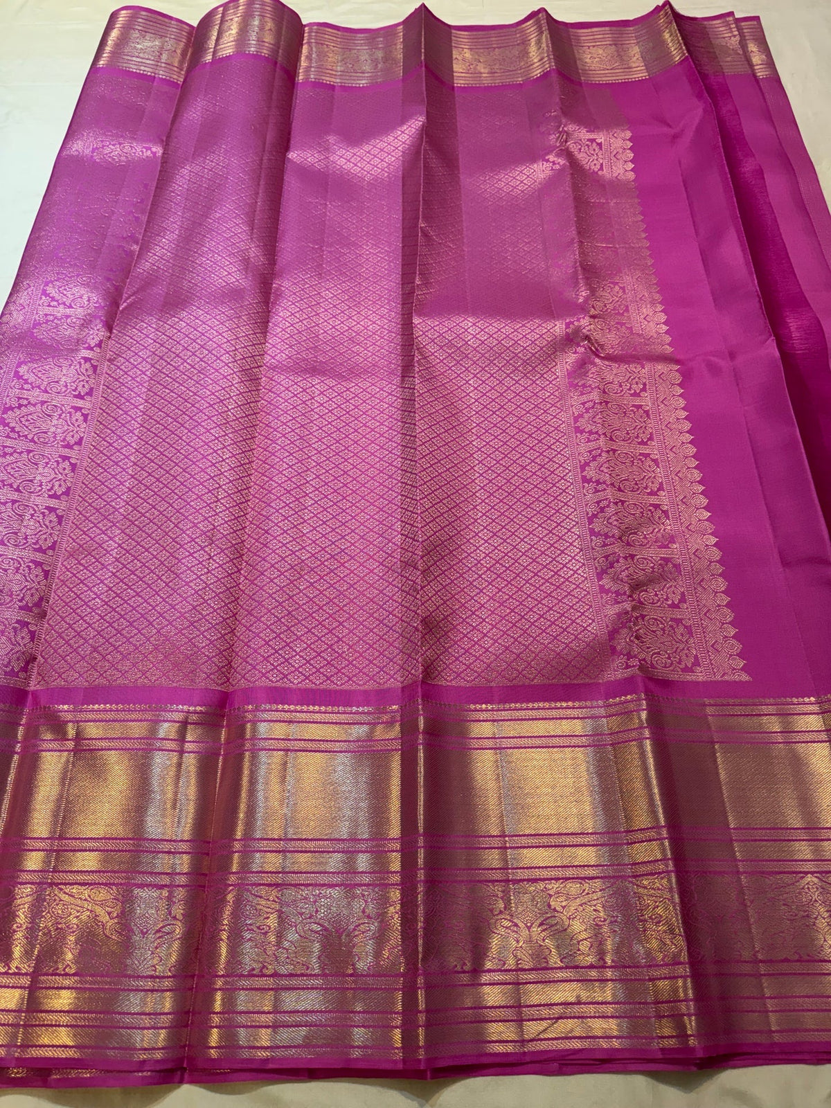 Orchid pink handwoven Pure Silk Kanchipuram Vairaoosi saree
