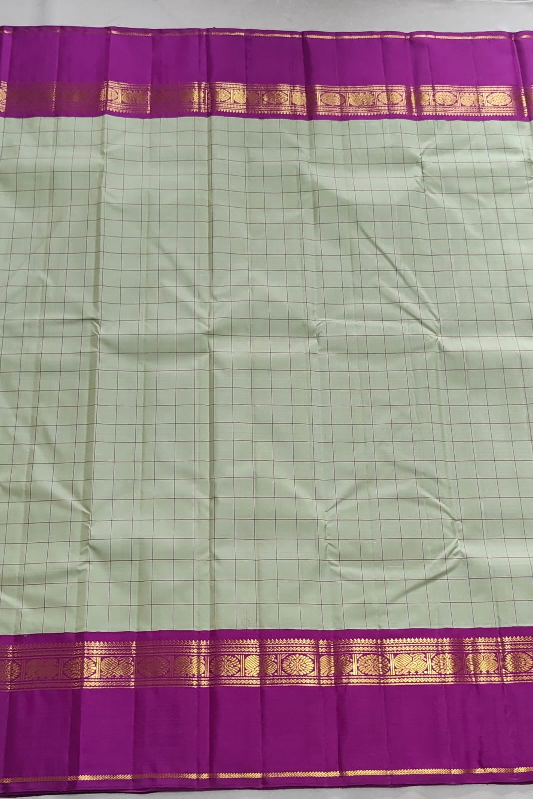 Pale Green and Magenta Zari Kattam Korvai Kancheepuram Silk Saree with Kamalam Border