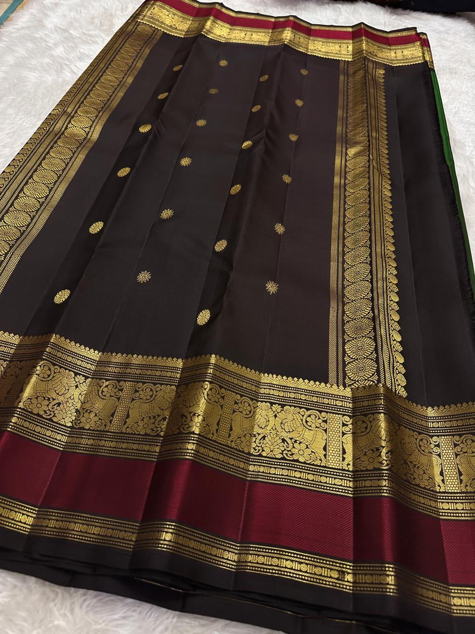 Parrot Green and Black Handwoven Pure Silk Kanjeevaram Saree with Kudhirai Butta and Zari Border